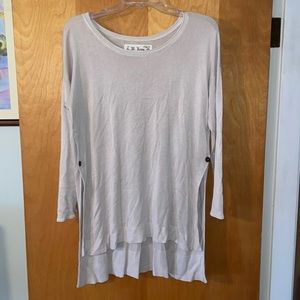 M. Rena oped side knit hi-low tunic